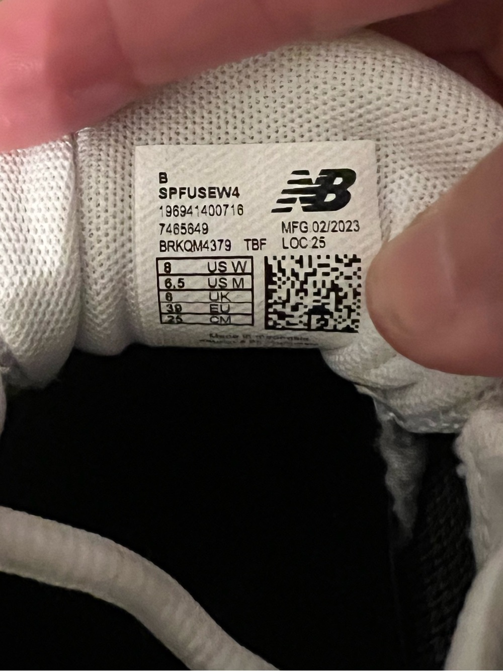 New Balance Softball Baseball molded cleats W8 or M6.5 - Picture 3 of 7